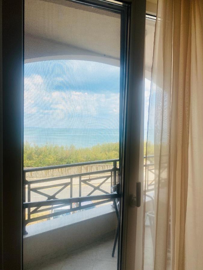 Golden Sea View New *