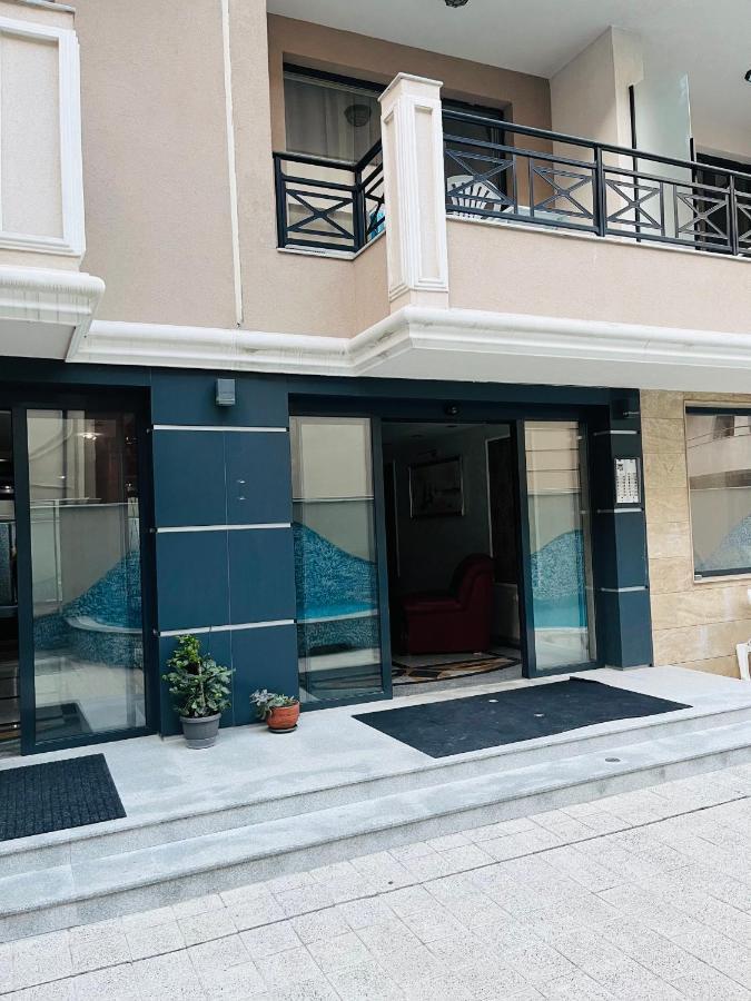 Apartment Golden Sea View New
