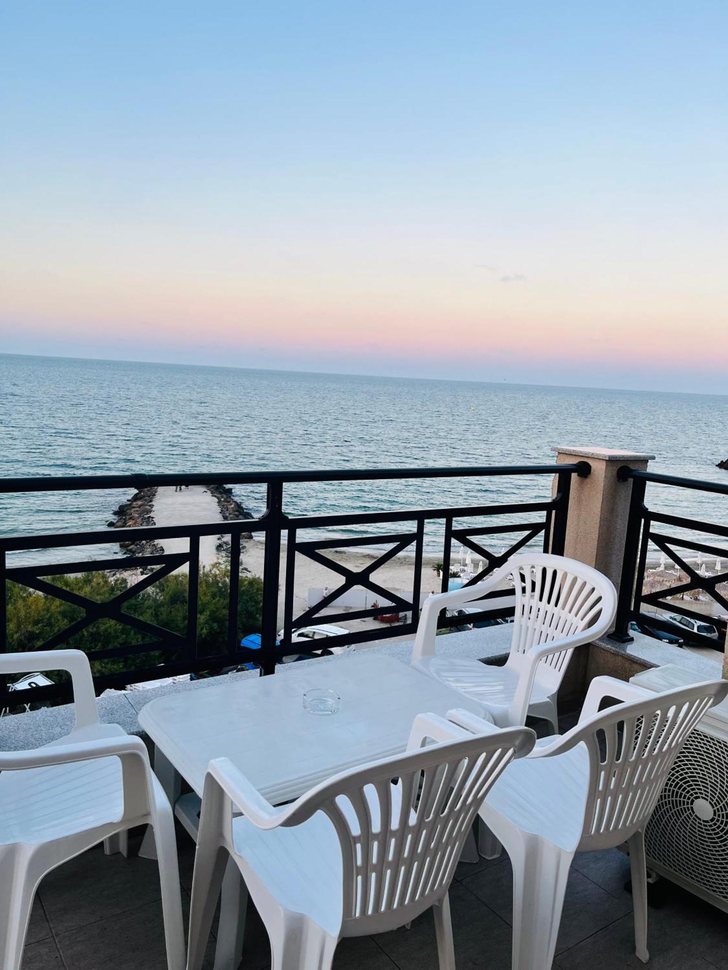 Golden Sea View New Apartment Pomorie